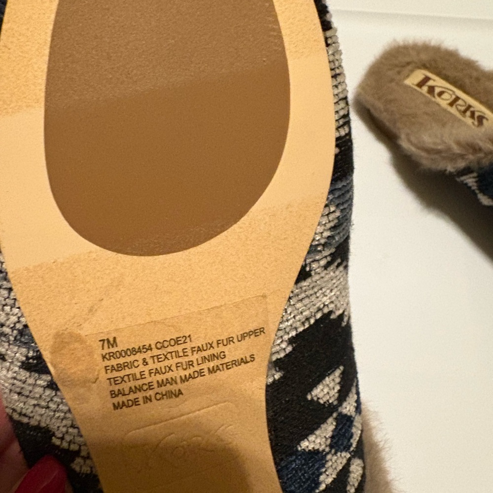 Kork-Ease Black and White Geometric Slippers - Picture 3 of 5